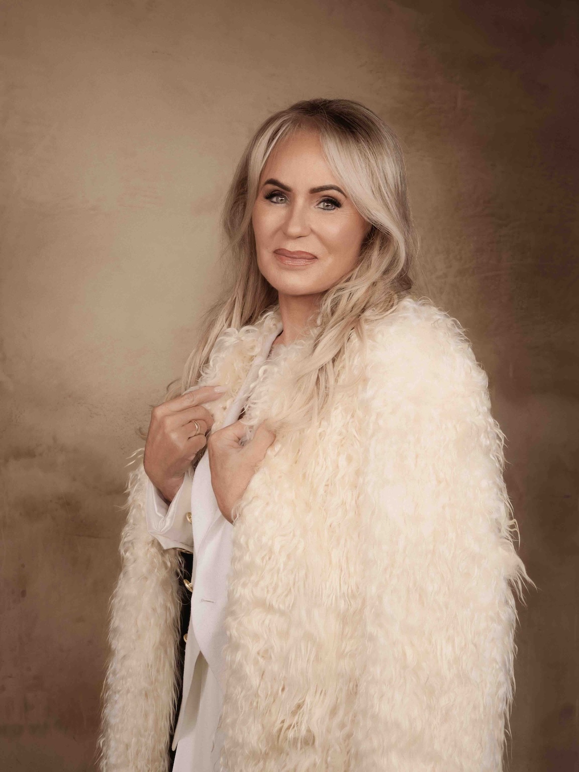 Julia Ross